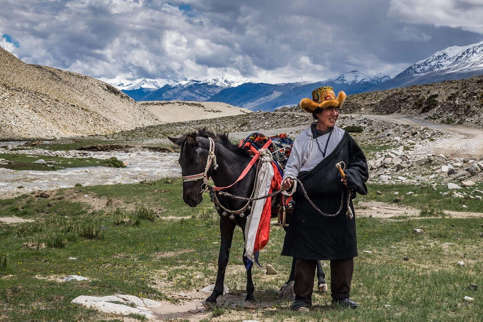 LADAKH - LOST LAND : HỒ THIÊNG CỦA NHỮNG NGƯỜI DU MỤC CHANGPA